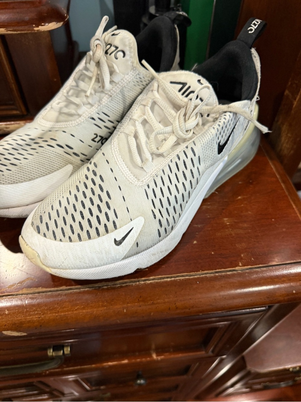 Nike Men's Air Max 270 Sneakers - Cream/Black
